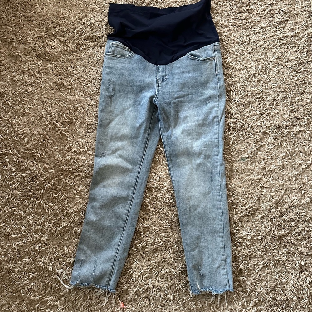 Women's light wash Maternity Jeans